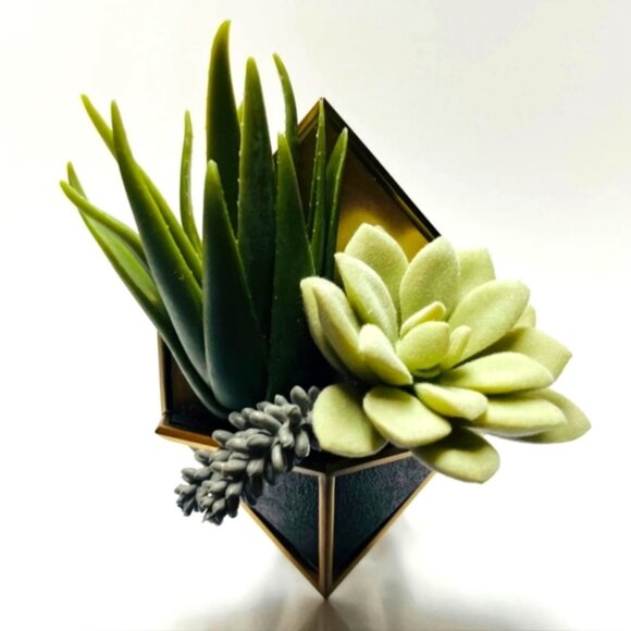 Bath & Body Works Succulent Geometric Planter Wallflower Diffuser Plug In Holder - Picture 1 of 9